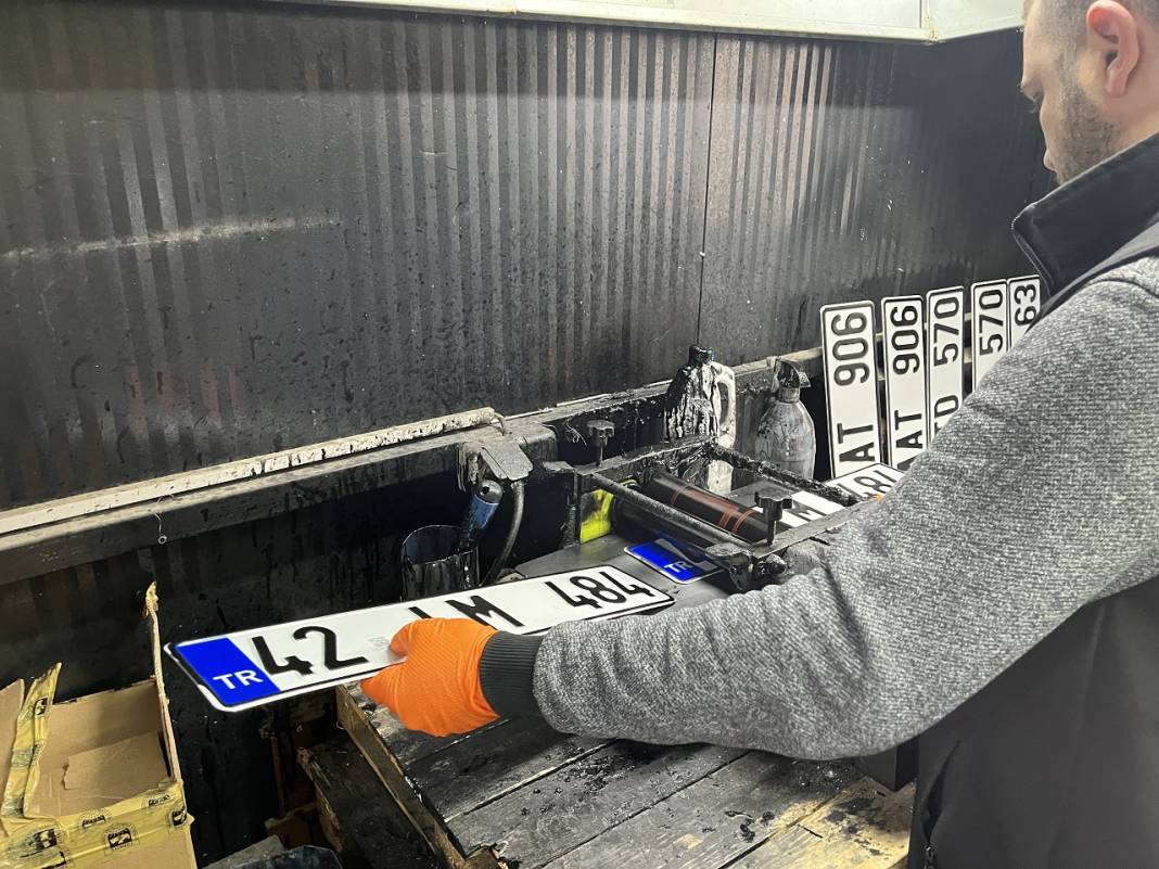 Konya'da APP plaka korkusu! Günde 900 plaka basıyorlar 1